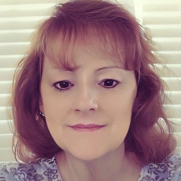 Meet your Posher, Gail - Picture 1 of 1